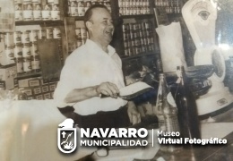Francisco "Macho" Larregina - Almacén bulevard 34 esquina 9 - Década del '60