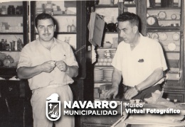Casa Gizzi- Joyería y Relojería - En los talleres de reparación, Carlitos Gizzi y Raúl Roffé- Año 1962