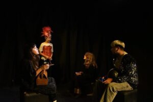 Teatro y escultura: Seguimos acercando espacios de formación artística en Navarro